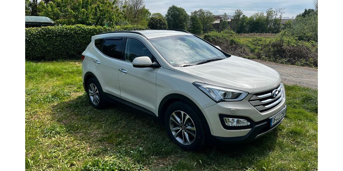 Hyundai SANTA FE 193.000 km 12.000 &euro; Offenbach Hessen 63065