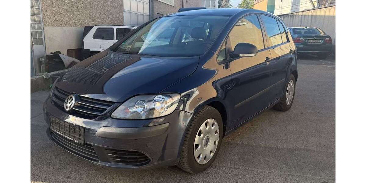 VW Golf 109.990 km 4.900 &euro; Frankfurt am Main 65933
