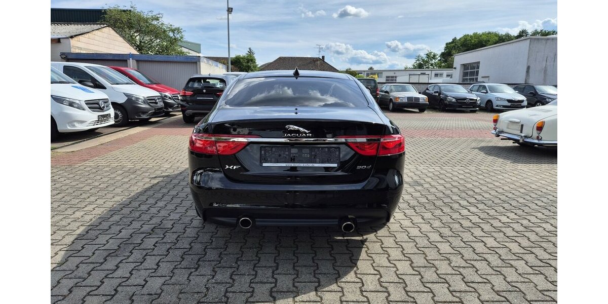 Jaguar XF Prestige Leder, GSHD, Navigation, Rückfahrkamer 104.922 km 21.690 &euro; Rodgau 63110