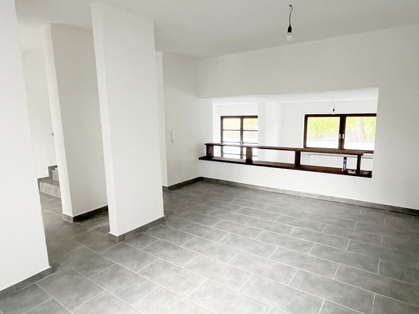 Vielseitig nutzbares Gewerbeanwesen mit großzügigem repräsentativem Wohnhaus zimmer