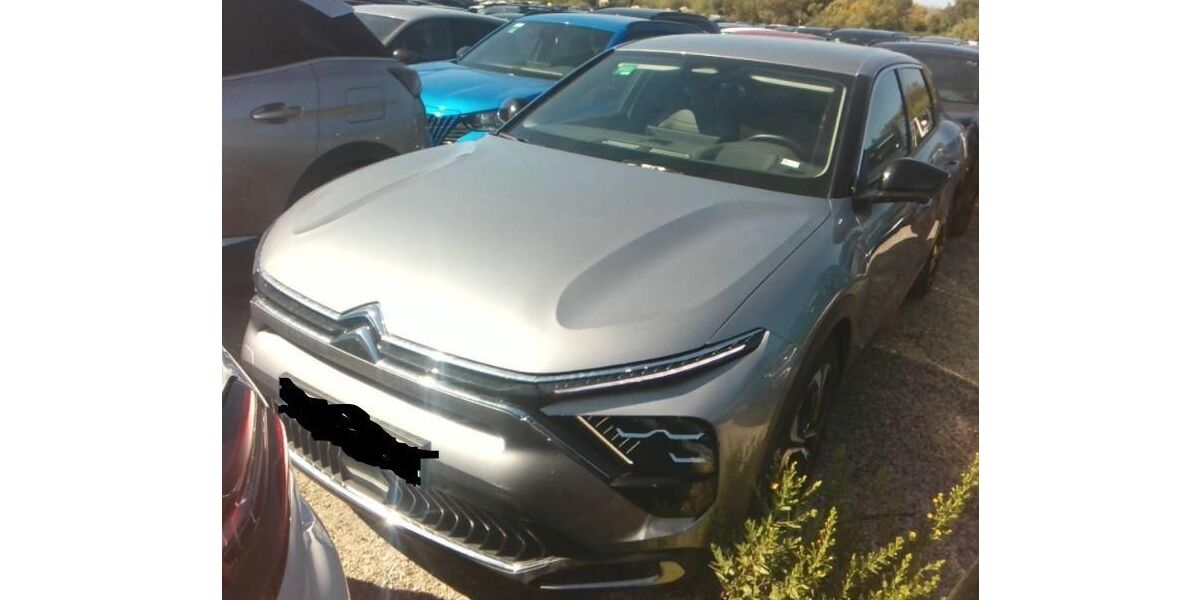 Citroen C5 X 33.860 km 16.980 &euro; Rüsselsheim 65428