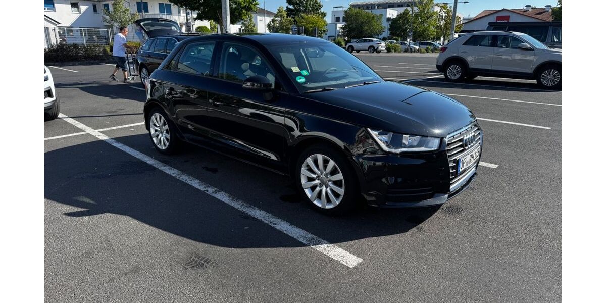 Audi A1 218.000 km 5.199 &euro; Rodgau 63110