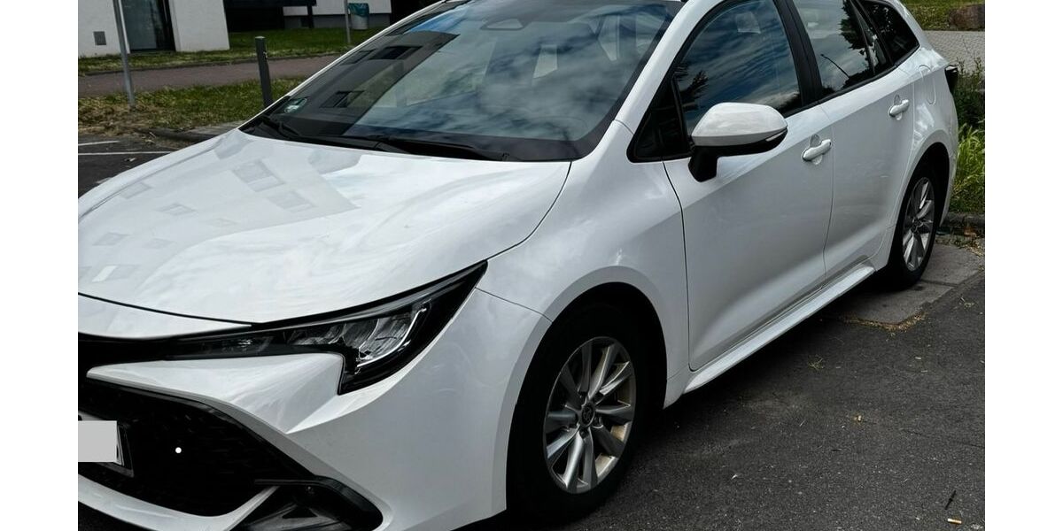 Toyota Corolla 170.000 km 18.000 &euro; Frankfurt am Main 60486