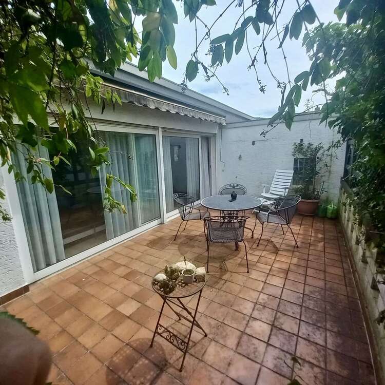Haus zum Kaufen in Seeheim-Jugenheim 659.000 € 257 m²