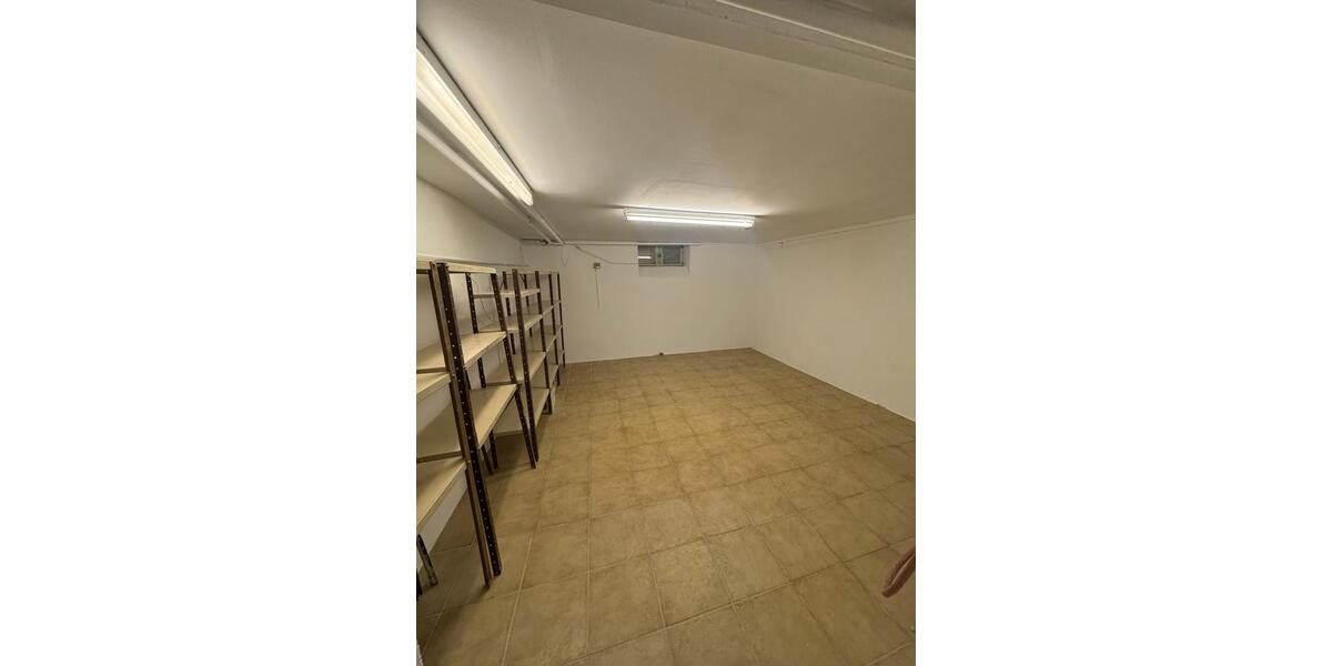 Reihenhaus Frankfurt am Main Mitte-West - 3 Zimmer, 82 m&sup2;, 1.650&euro; | Angebot:25514699