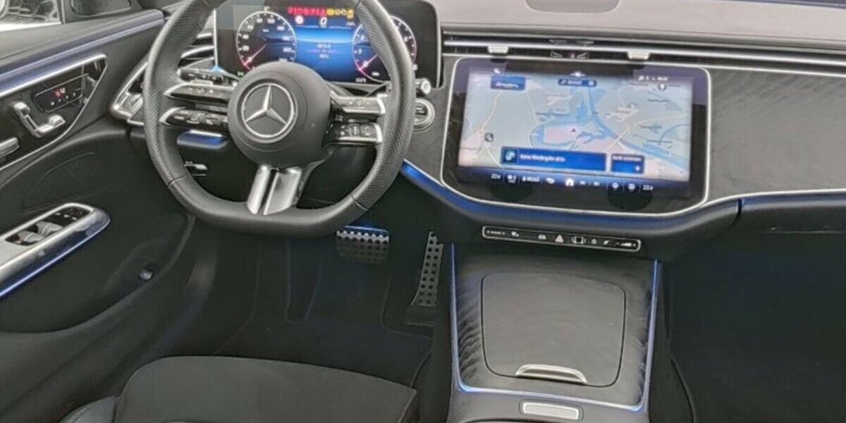 Mercedes-Benz E 200 T AMG ADVANCED+ PANO-DISTR-AHK-360°-MEMORY 8.080 km 52.399 &euro; Groß-Umstadt 64823