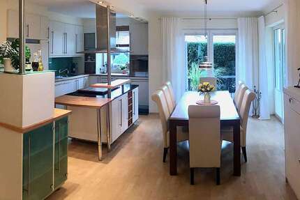 Wohnung zum Kaufen in Wiesbaden-Sonnenberg 1.190.000 € 185 m² 5 zimmer