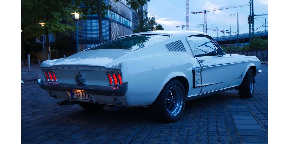 Ford Mustang 55.000 km 49.999 &euro; Frankfurt am Main 60486