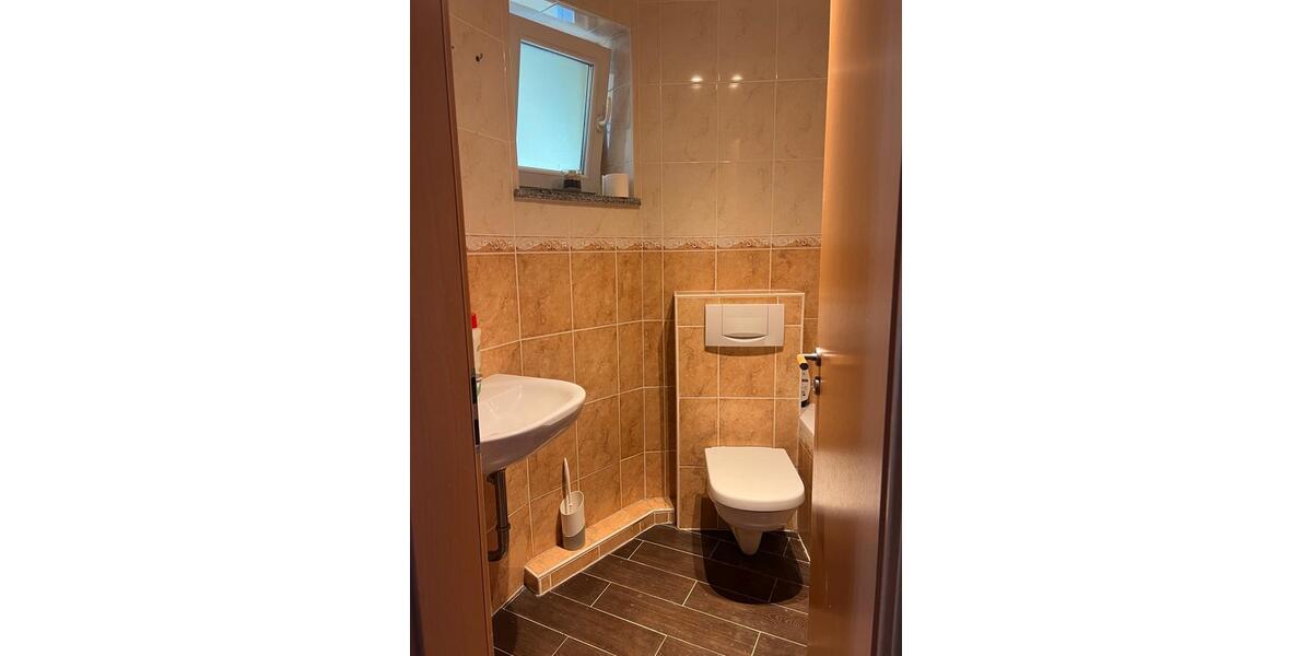 Etagenwohnung Offenbach am Main Bieberer Berg - 3 Zimmer, 85 m&sup2;, 1.300&euro; | Angebot:26348431