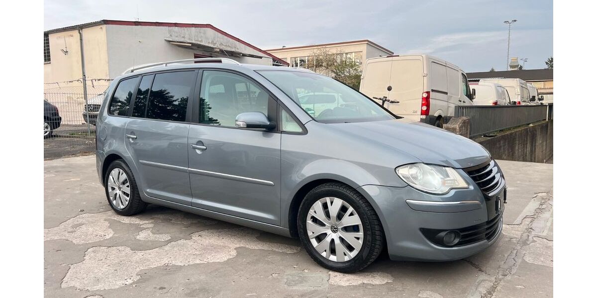 VW Touran 175.000 km 4.999 &euro; Frankfurt am Main 65933