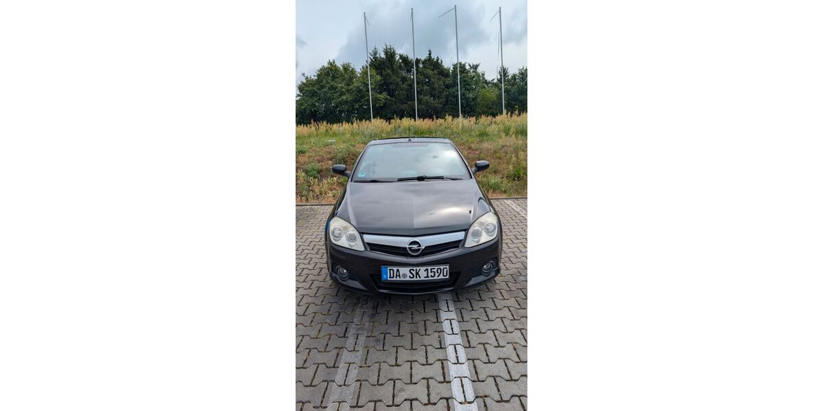 Opel Tigra 124.130 km 2.299 &euro; Weiterstadt 64331