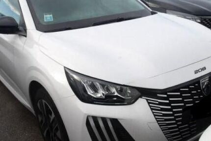 Peugeot 208 13.425 km 19.480 &euro; Rüsselsheim 65428