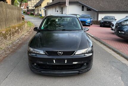 Opel Vectra 173.000 km 2.400 &euro; Fürth 64658