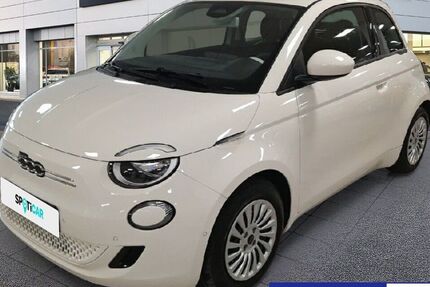 Fiat 500e 18.542 km 22.390 € Frankfurt 60314