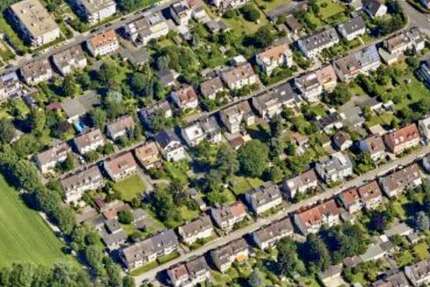 Haus zum Kaufen in Frankfurt 1.298.600 € 280 m² 12 zimmer