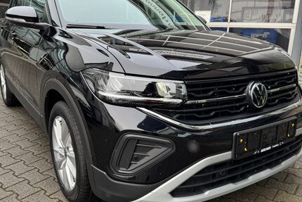 VW T-Cross 3.985 km 26.850 &euro; Frankfurt am Main 65936