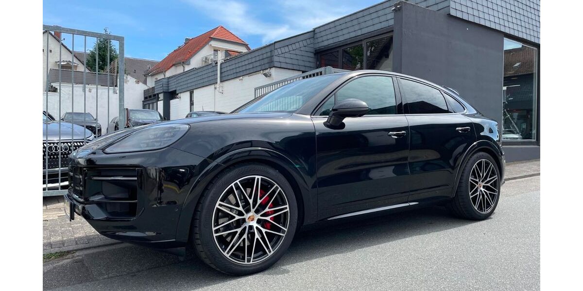 Porsche Cayenne 5.300 km 147.990 &euro; Flörsheim am Main 65439