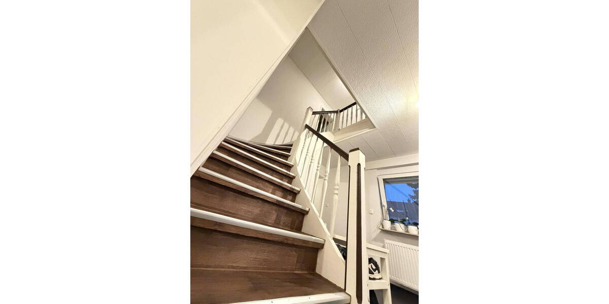 Einfamilienhaus Pfungstadt Eschollbrücken - 8 Zimmer, 300 m&sup2;, 829.000&euro; | Angebot:26128041