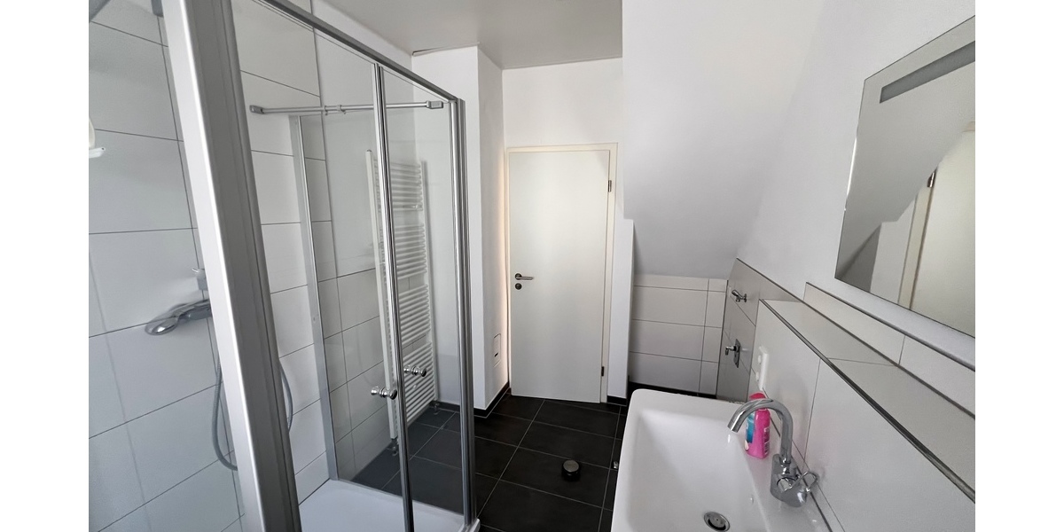 ***Charmantes Einfamilienhaus mit Ausbaupotenzial in begehrter Lage von Bodenheim*** - Einfamilienhaus Bodenheim | Angebot:26354857