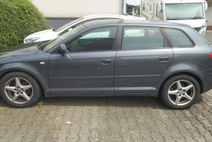 Audi A3 285.000 km 1.890 &euro; Frankfurt am Main 65929