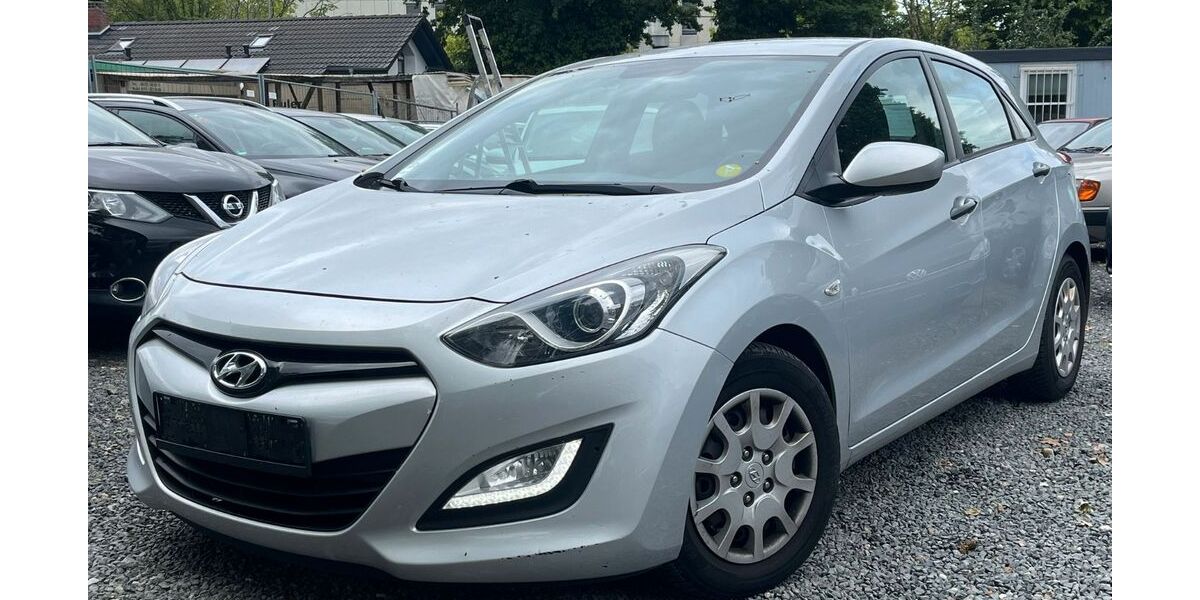 Hyundai i30 238.000 km 3.990 &euro; Frankfurt 65933