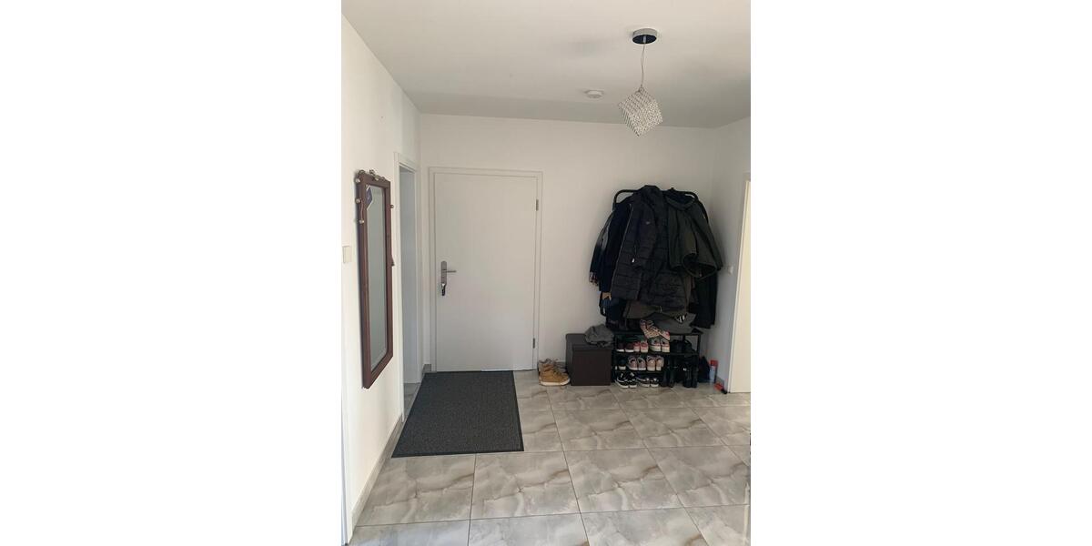 Etagenwohnung Mainz Ebersheim - 4 Zimmer, 152 m&sup2;, 1.900&euro; | Angebot:25152219