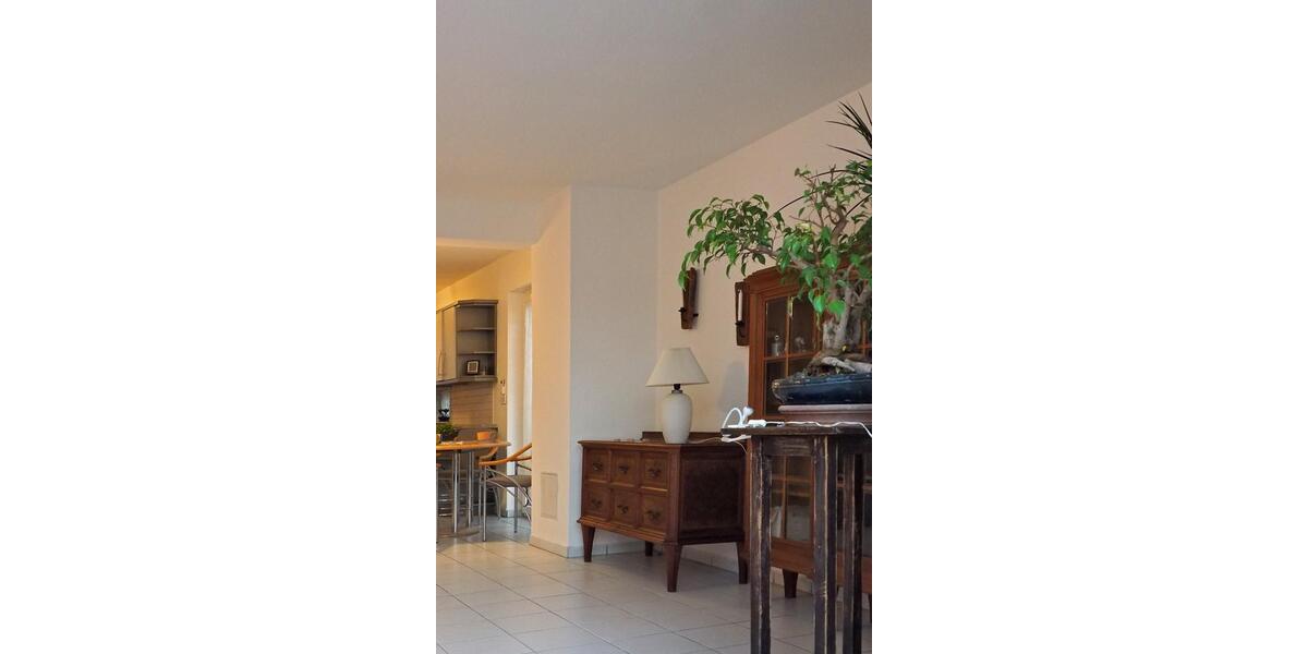 Doppelhaushälfte Griesheim - 4 Zimmer, 124 m&sup2;, 2.000&euro; | Angebot:25075972
