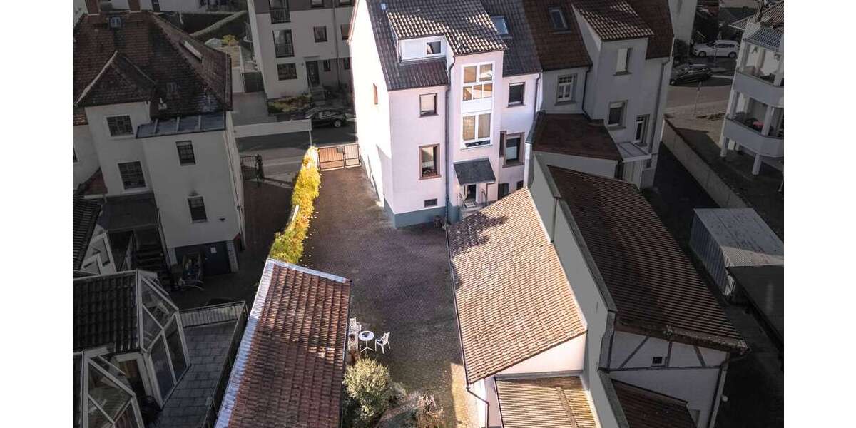 Haus zum Kaufen in Obertshausen 617.000 € 170 m² 7 zimmer