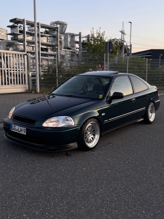 Honda Civic 155.000 km 6.000 € Rüsselsheim 65428