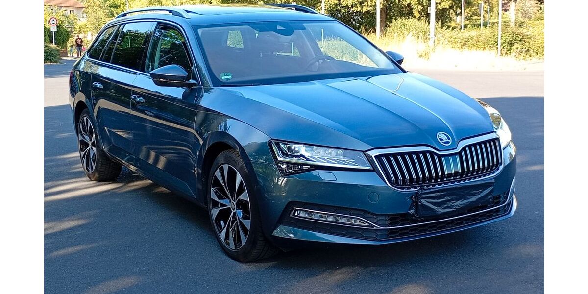 Skoda Superb 83.000 km 25.900 &euro; Dietzenbach 63128