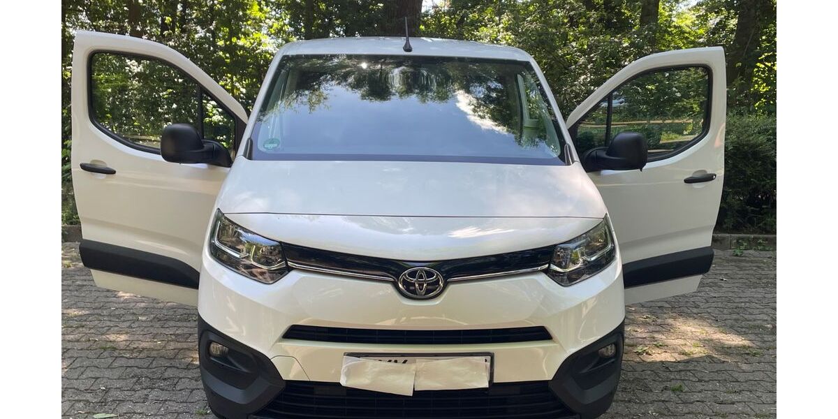 Toyota Proace City 108.000 km 14.000 &euro; Hattersheim 65795