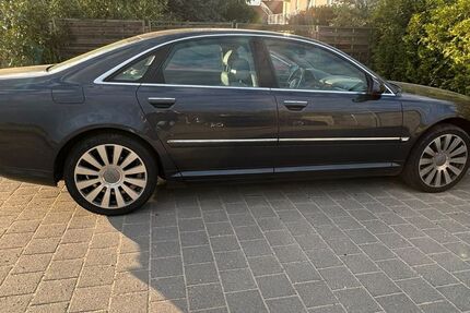 Audi A8 172.000 km 8.500 &euro; Alsbach-Hähnlein 64665