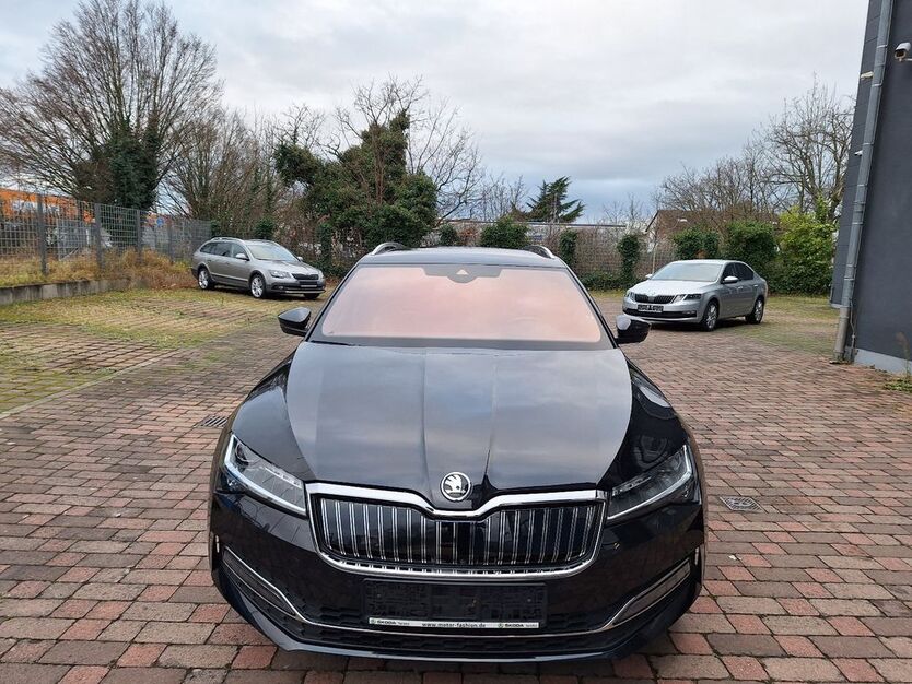 Skoda Superb 9.500 km 30.990 € Darmstadt 64293