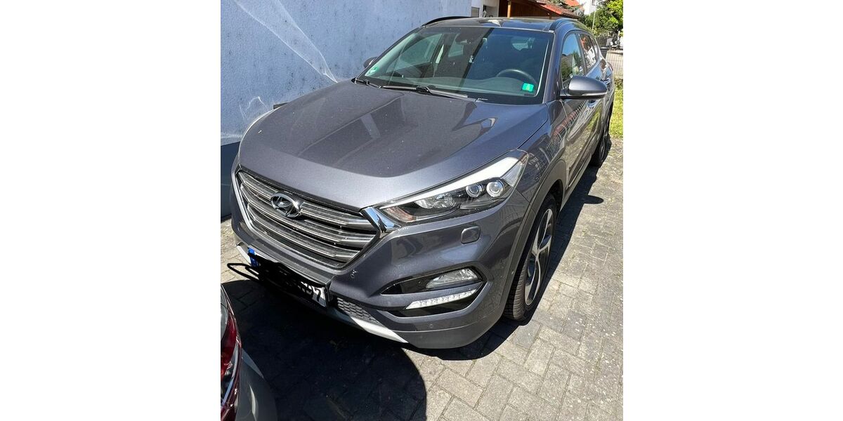 Hyundai TUCSON 135.000 km 18.950 &euro; Bensheim 64625