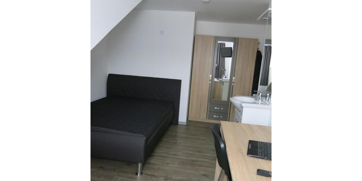 Doppelhaushälfte Raunheim - 9 Zimmer, 167 m&sup2;, 650.000&euro; | Angebot:23831316