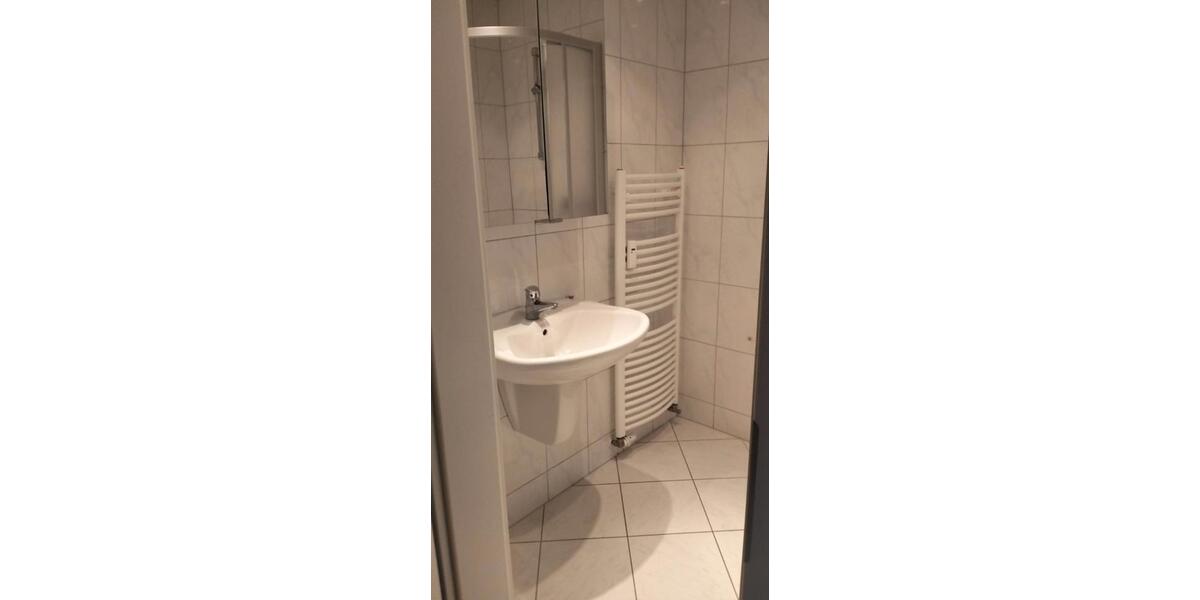 Etagenwohnung Offenbach am Main Hafen - 2 Zimmer, 56 m&sup2;, 1.000&euro; | Angebot:26124060