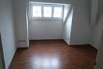 Dachgeschoßwohnung Darmstadt Eberstadt - 4 Zimmer, 115 m&sup2;, 2.350&euro; | Angebot:24752028