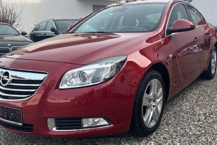 Opel Insignia 92.000 km 8.490 &euro; Dreieich 63303