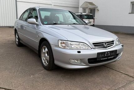 Honda Accord 71.960 km 6.490 &euro; Trebur 65468