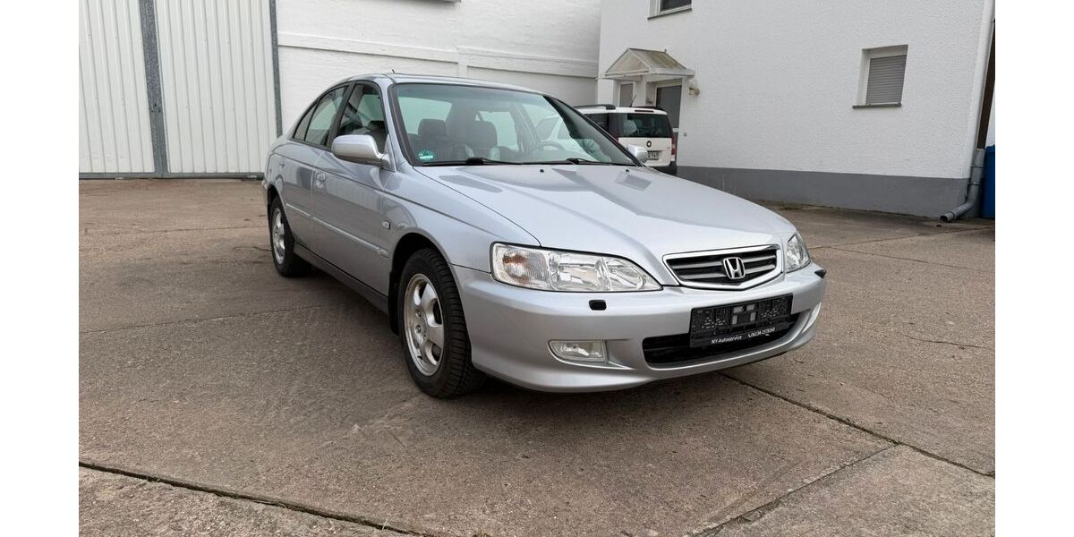 Honda Accord 71.960 km 6.490 &euro; Trebur 65468