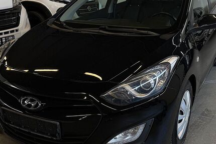 Hyundai i30 134.932 km 6.399 &euro; Darmstadt 64347