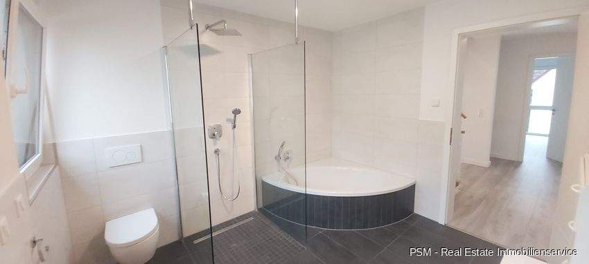 Reihenmittelhaus Flörsheim / Weilbach Weilbach - 6 Zimmer, 221 m&sup2;, 2.800&euro; | Angebot:24990240