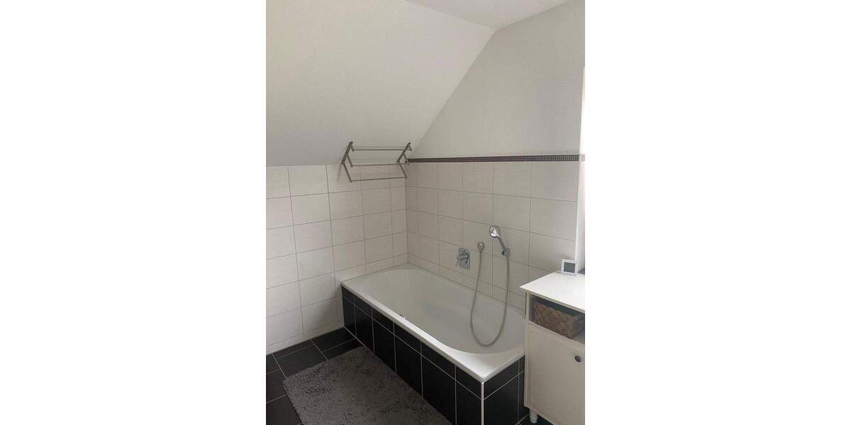 RESERVIERT - Modernes, freistehendes Einfamilienhaus in Lage von Bürstadt - ideal für Familien 5 zimmer