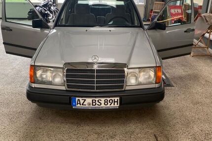 Mercedes-Benz 300 117.500 km 14.500 &euro; Bürstadt 68642