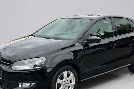 VW Polo 64.000 km 10.990 € Egelsbach 63329