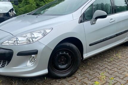 Peugeot 308 254.000 km 1.100 &euro; Lorsch 64653