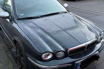 Jaguar X-Type 221.000 km 2.100 &euro; Rodgau 63110