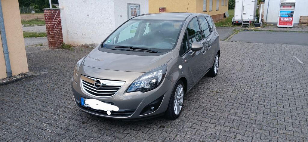 Opel Meriva 71.000 km 6.499 &euro; Trebur 65468