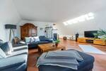 Mehrfamilienhaus, Wohnhaus Bischofsheim - 8 Zimmer, 275 m&sup2;, 850.000&euro; | Angebot:26498821