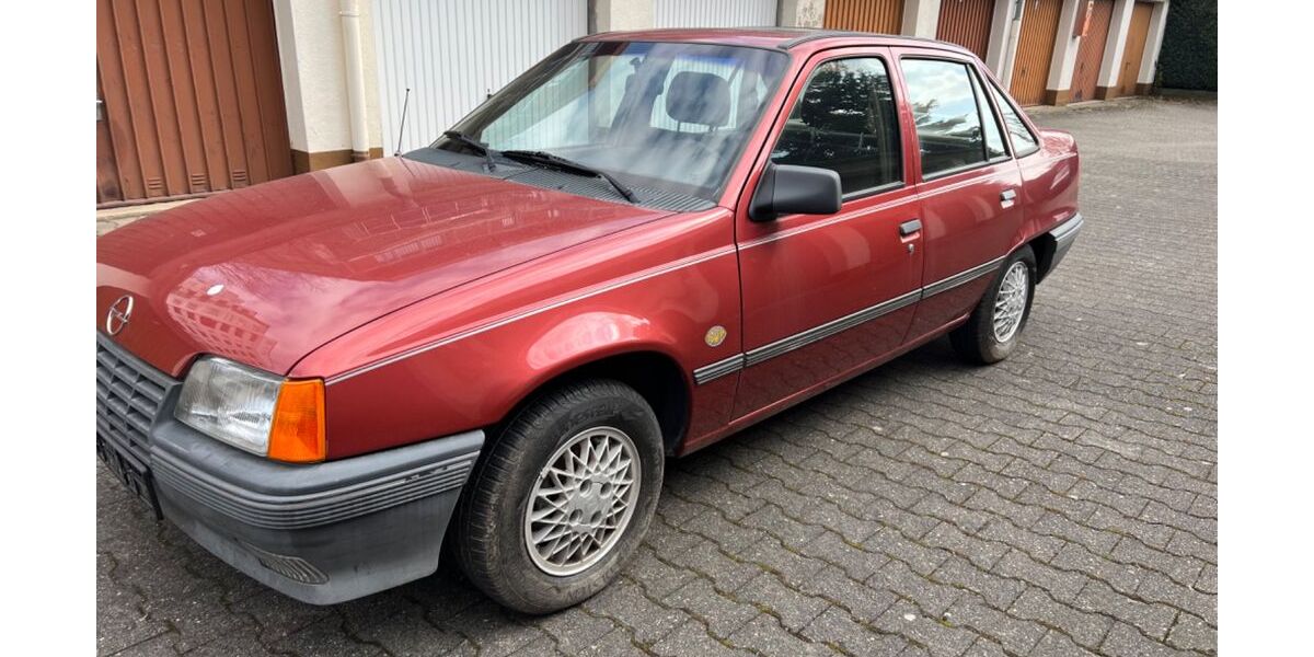Opel Kadett 163.270 km 1.950 &euro; Frankfurt/Main 60489